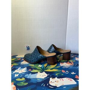 Patricia Nash Sz 9.5 Blue Leather Tooled Floral Nicia Mules Clog Block Heel